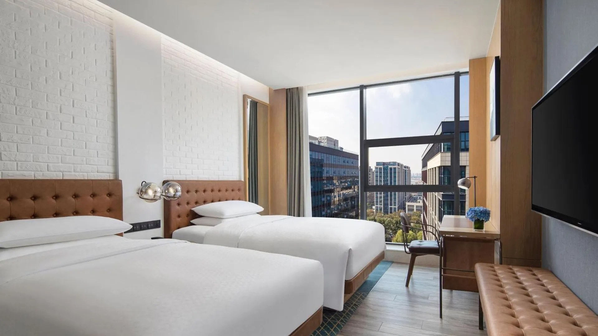 Four Points By Sheraton Shanghai Hongqiao 4*,  China